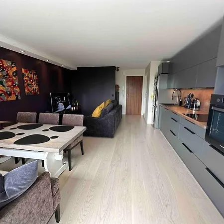 Meget Pent 2roms Til Leie Pa Rykkinn Διαμέρισμα Baerums Verk